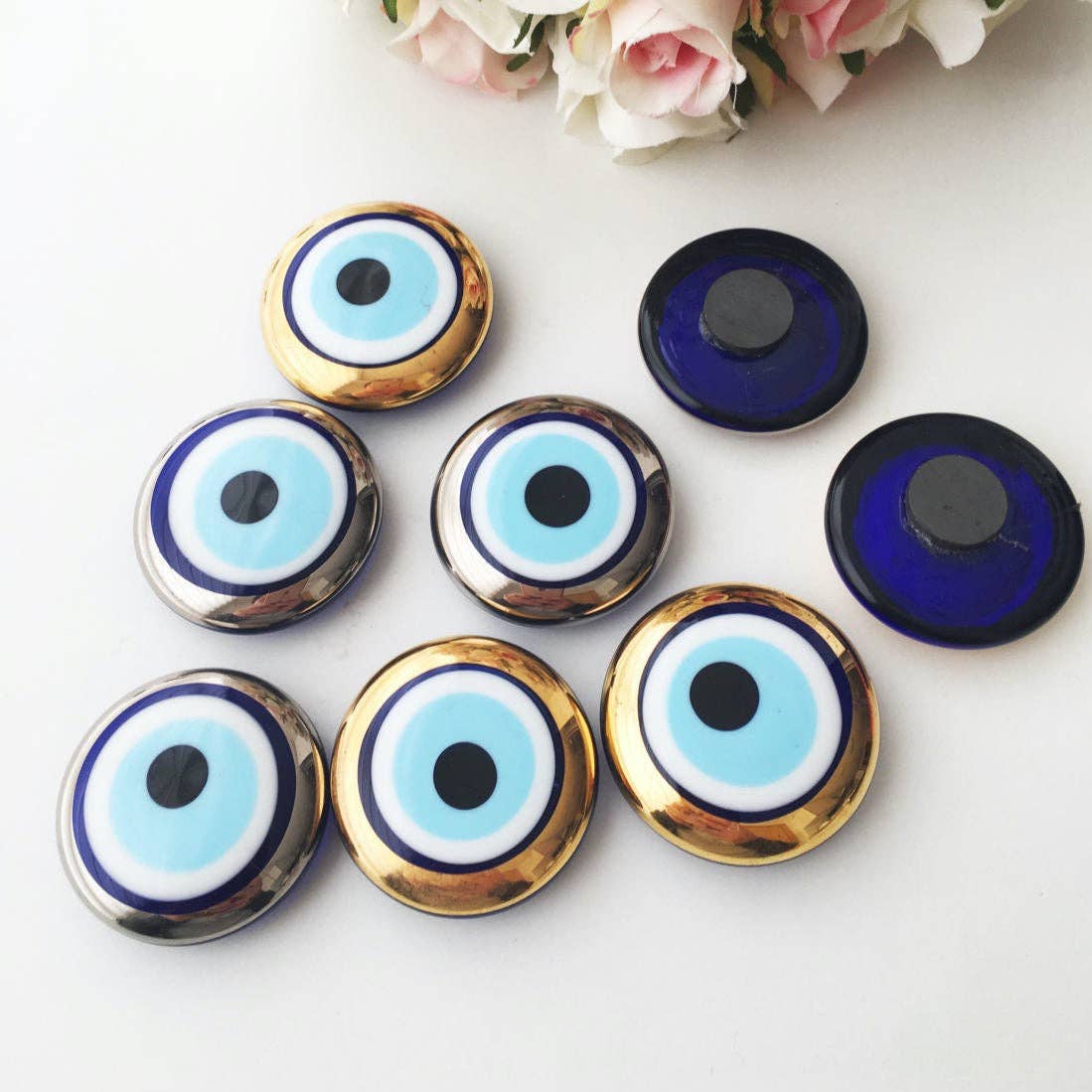Evileyefavor – Großhandel Magnete – Glas-Magnet mit bösem Auge, gold- und silberfarbener Anhänger3