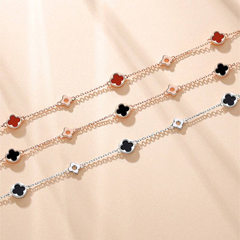 Perimade & Co. LLC – wholesale Berlockarmband – Armband med fyrklöver och agat i 925 sterlingsilver5