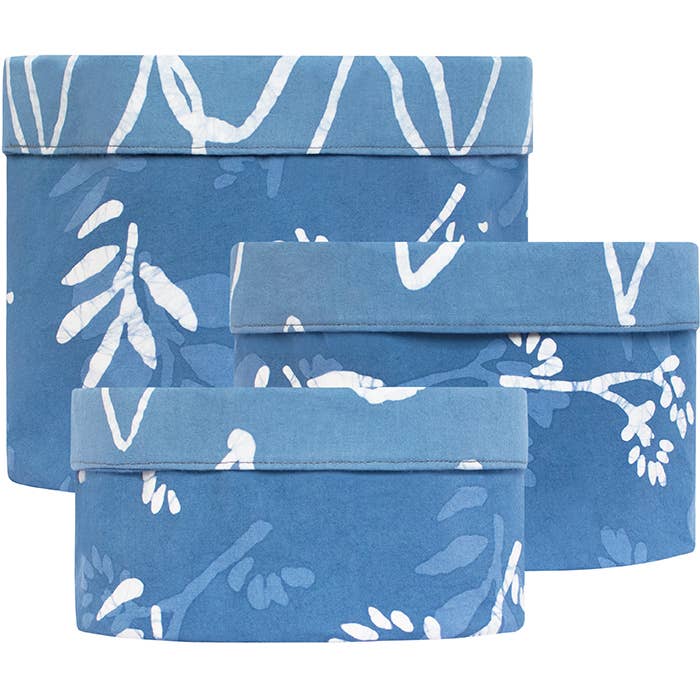 Bacs empilables : Forage - Stone Blue-Organic pour la vente par Global Mamas
