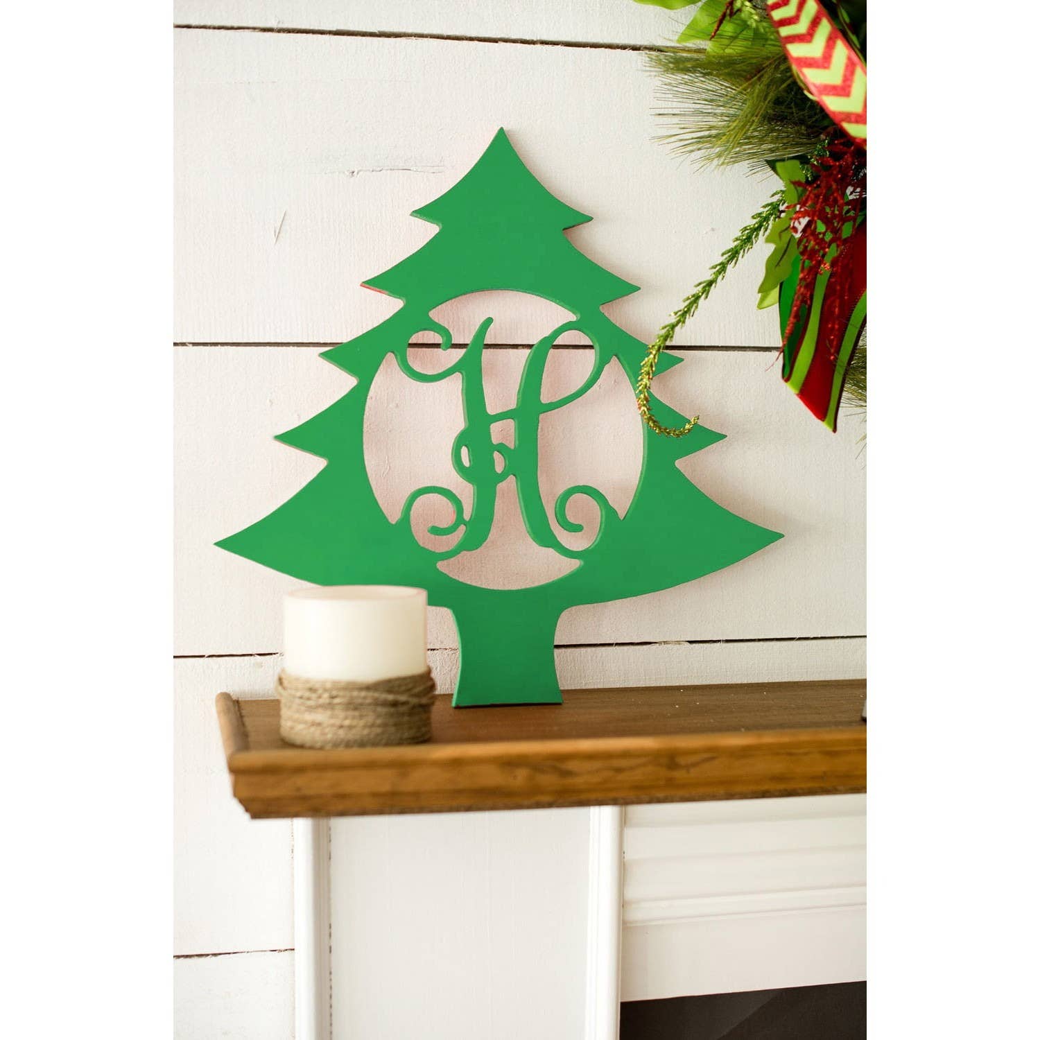 Wholesale Boutique - Wholesale Wall Sign - Christmas Tree Wood Monogram - Single Initial1