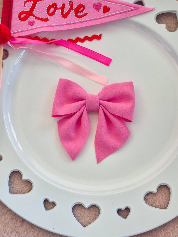 Mini Crepe Annabelle Rosett-Söt Rosa för wholesale av Dainty Delights Creations