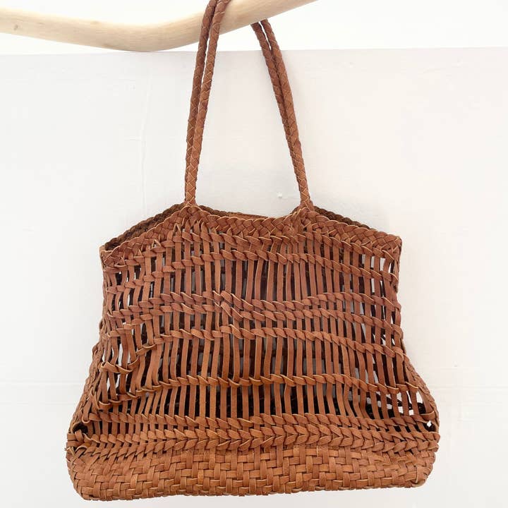 Happy French Gang – wholesale Beach bag – Luni Leather Woven Tan Bag1