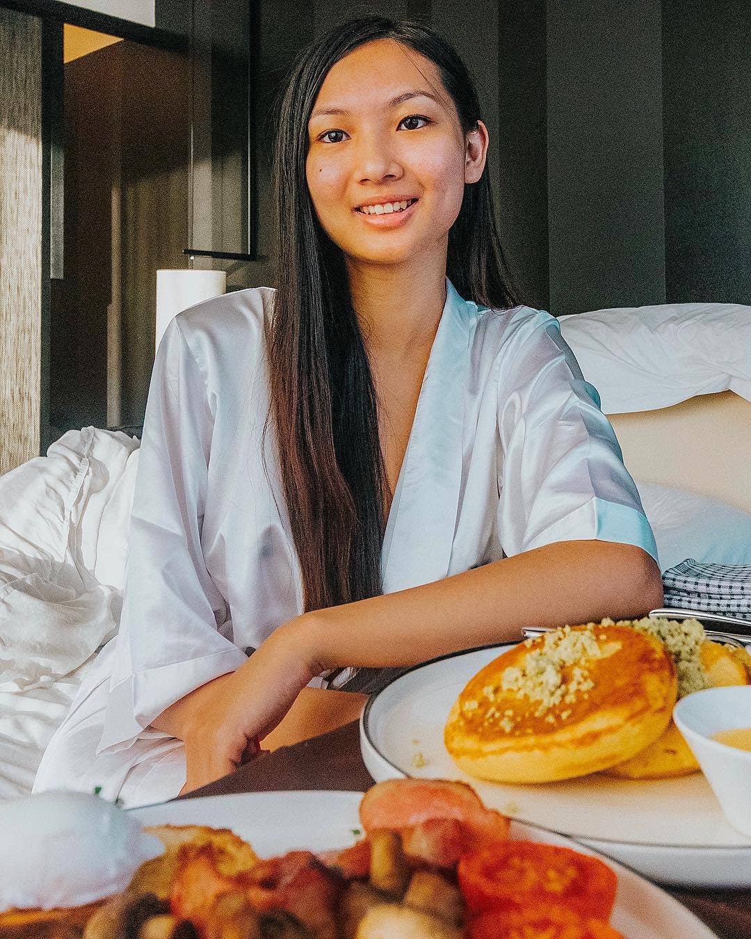 GiftsbyPR - Vendita all'ingrosso Vestaglia - Donna - Vestaglie da sposa e damigella in raso seta avorio9