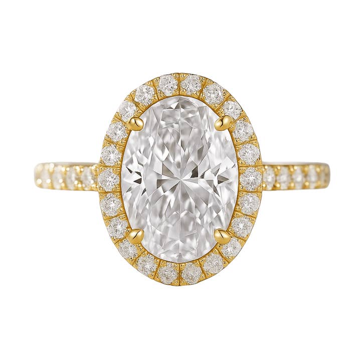 Bague de fiançailles halo en diamant ovale classique de 2 carats avec bande pavée pour la vente par Evara Jewelry