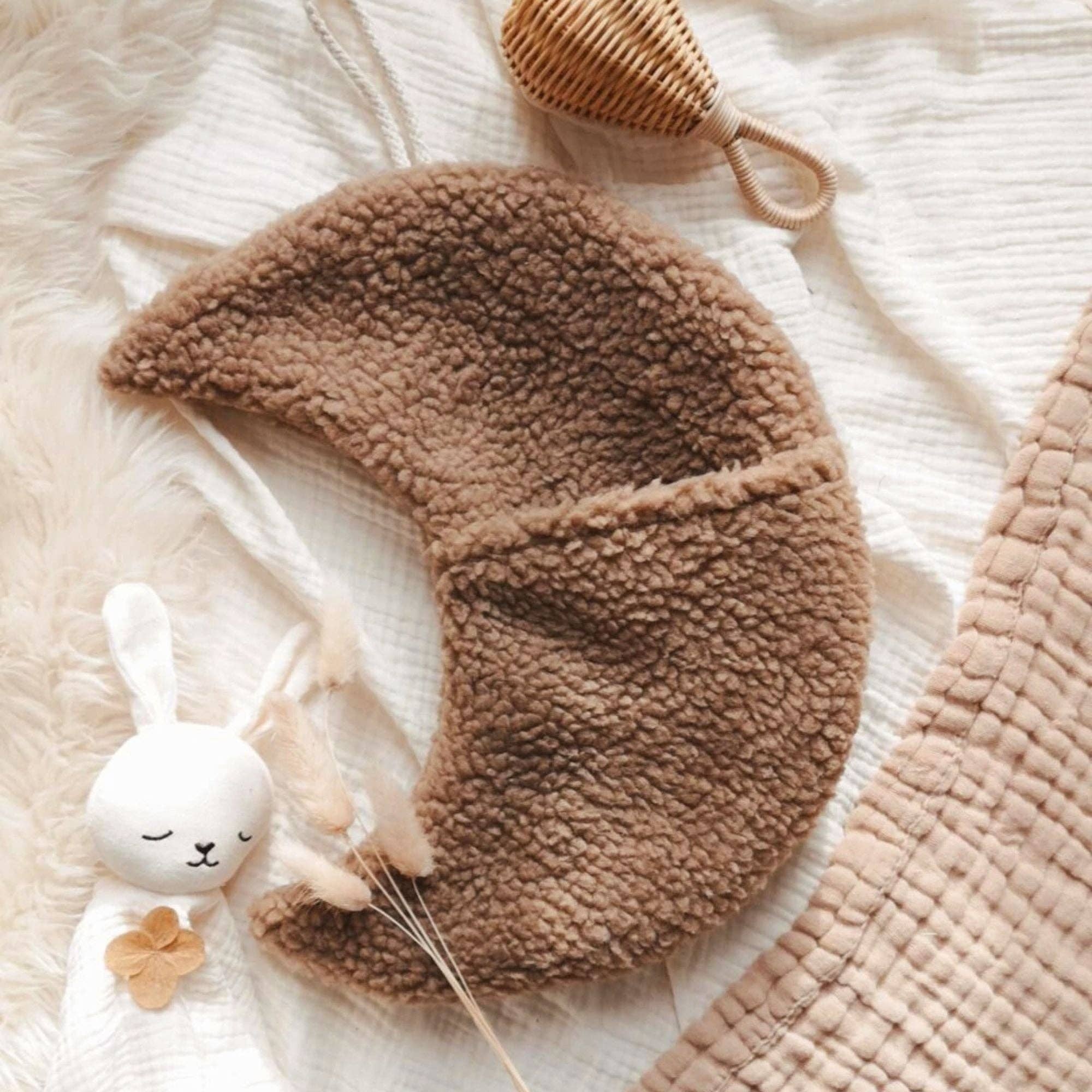 The Butter Flying - Wholesale Wall Decor - Kids & Baby - Tooth fairy pouch - Moon wall decor2