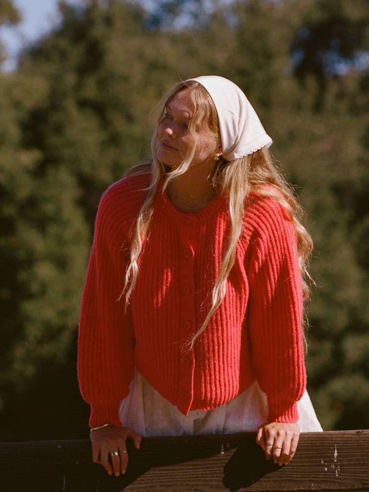 Gilet Riley - Gilet Rouge pour la vente par merritt charles