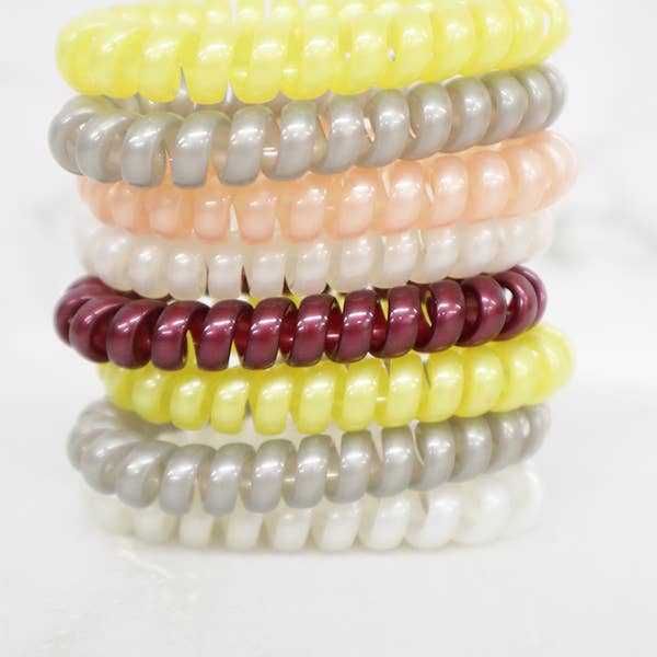 Ensemble d'élastiques à cheveux avec cordon téléphonique, 4 pièces - Ensembles assortis pour la vente par Love and Repeat