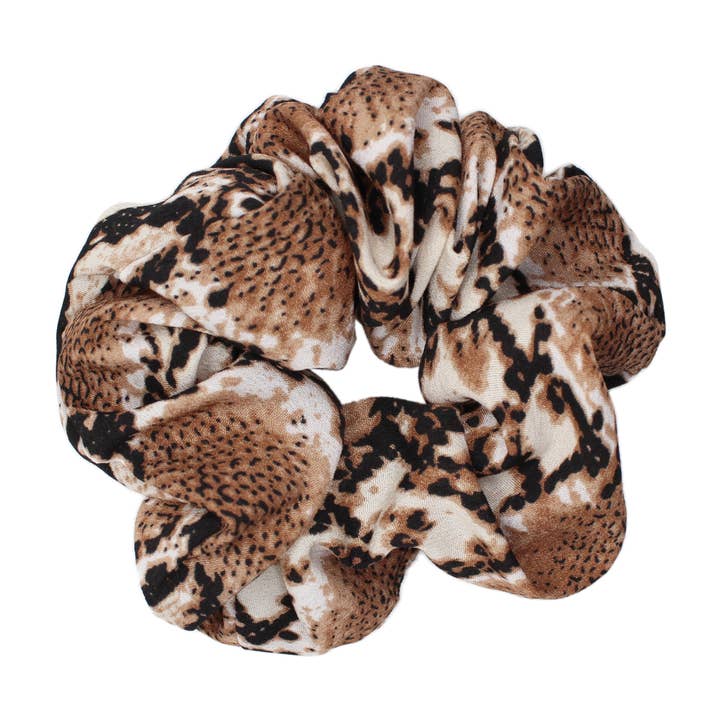 Zuri Snakeprint Scrunchie - Naturel voor wholesale door LUNA CHARLES EMRA LTD
