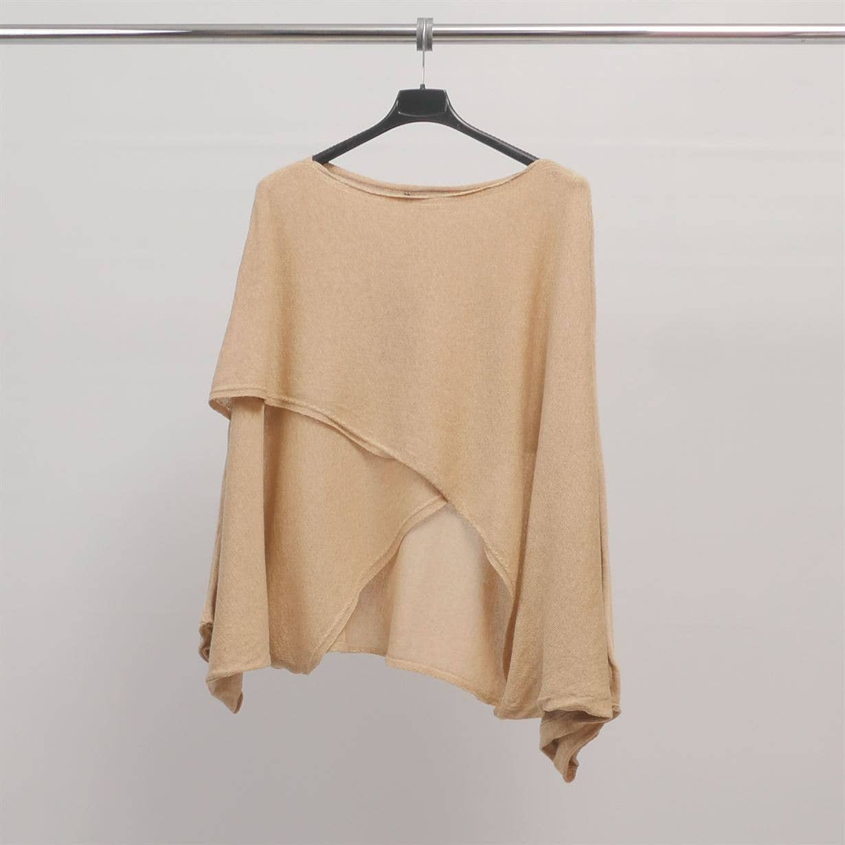 Cecile Wang – wholesale Knitted jumper – Women′s – Oversized cotton sweater DS2314112