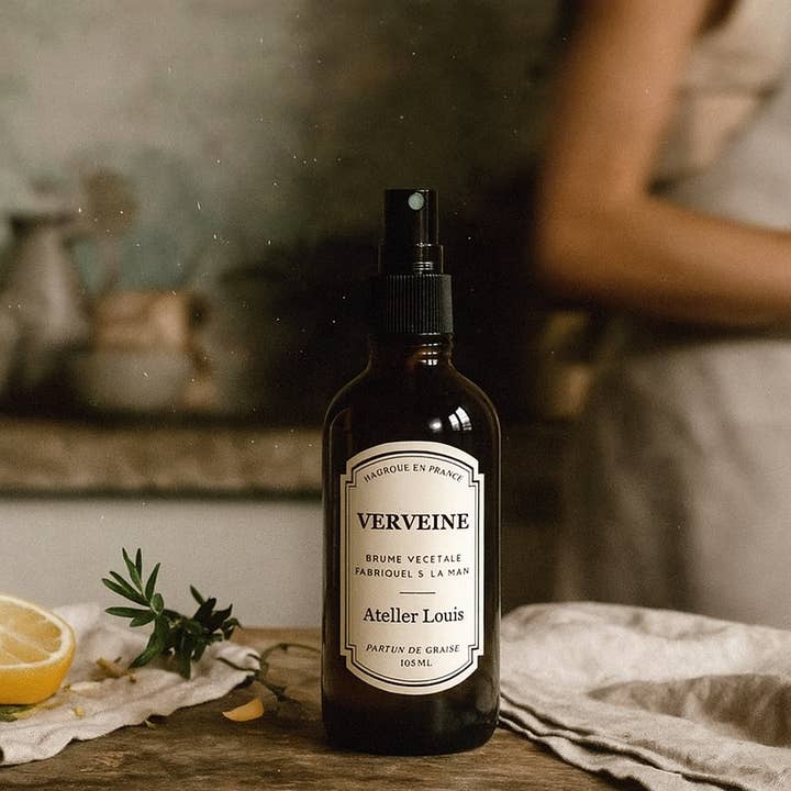 Nebbia vegetale alla verbena per la vendita all'ingrosso da parte di Atelier Louis