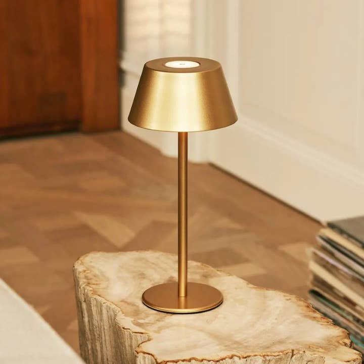 Tavellio - Wholesale Accent/desk lamp - Milou Gold - Table lamp without Cable l Modern, Design & 3 Light Modes