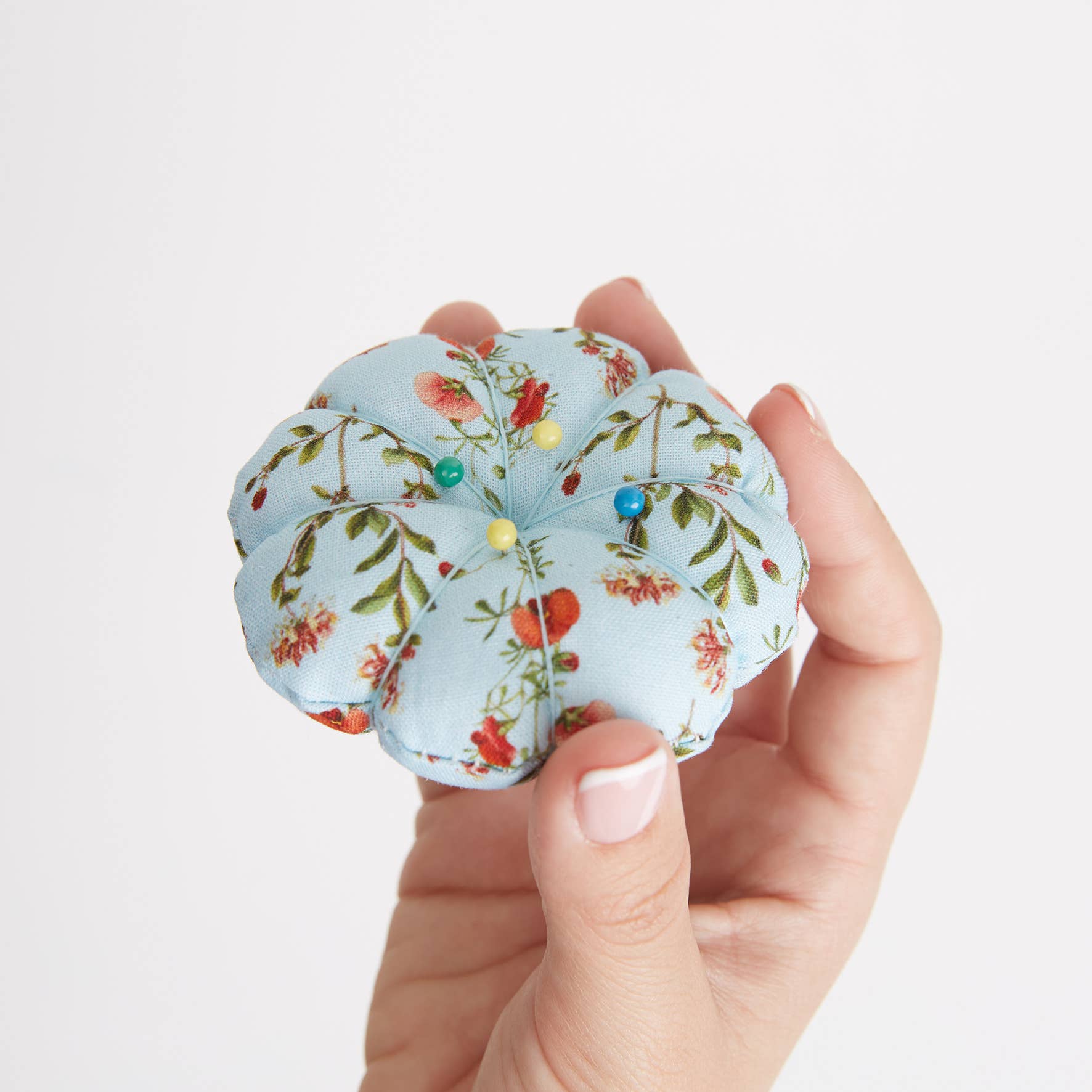 West Design Products – wholesale Fabric – RHS Fat Quarter Fabric Bundle, Edwards, 45 x 56cm, Pack Of 49