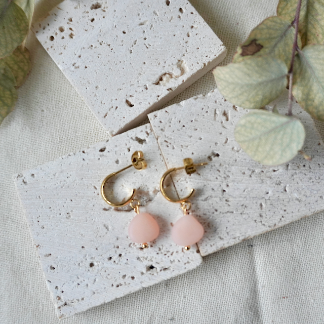 Aether & Nox – wholesale Huggie earrings – Terra Stud Huggie Pebbles3