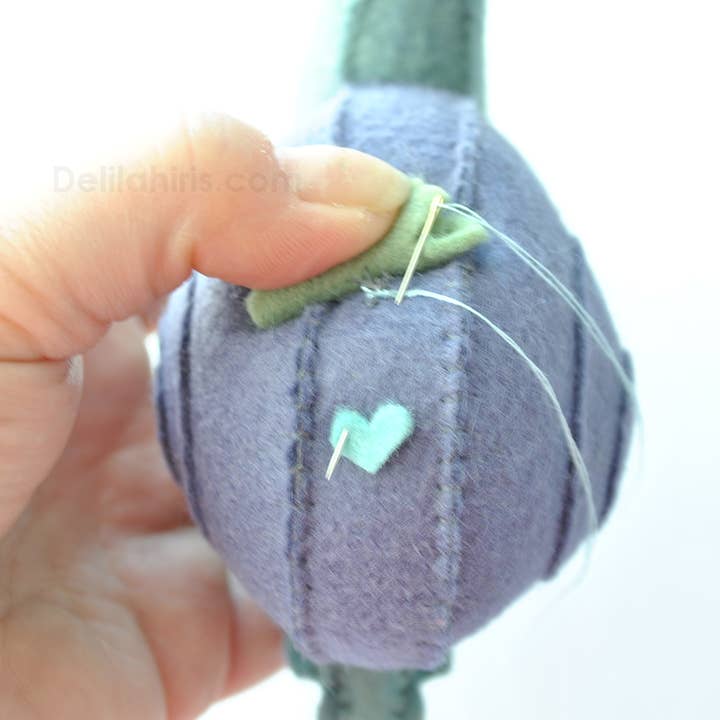 DelilahIris Designs – wholesale Sömnadskit – Gör ditt eget stoppade snigel-DIY-kit7