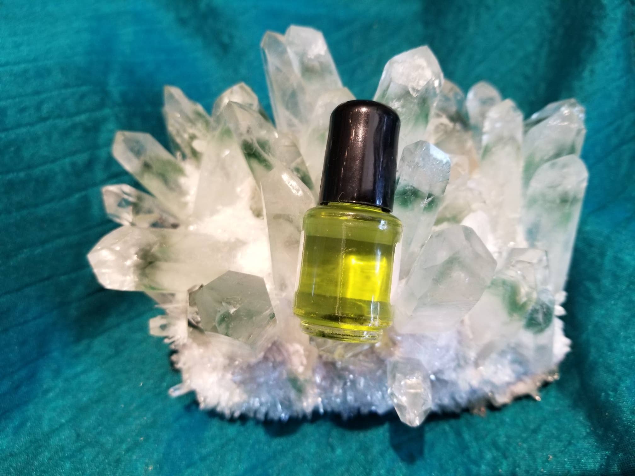 Ceridwen’s – wholesale Essential oil – Moldavite Oil - transformation, celestial, angels, spiritual2