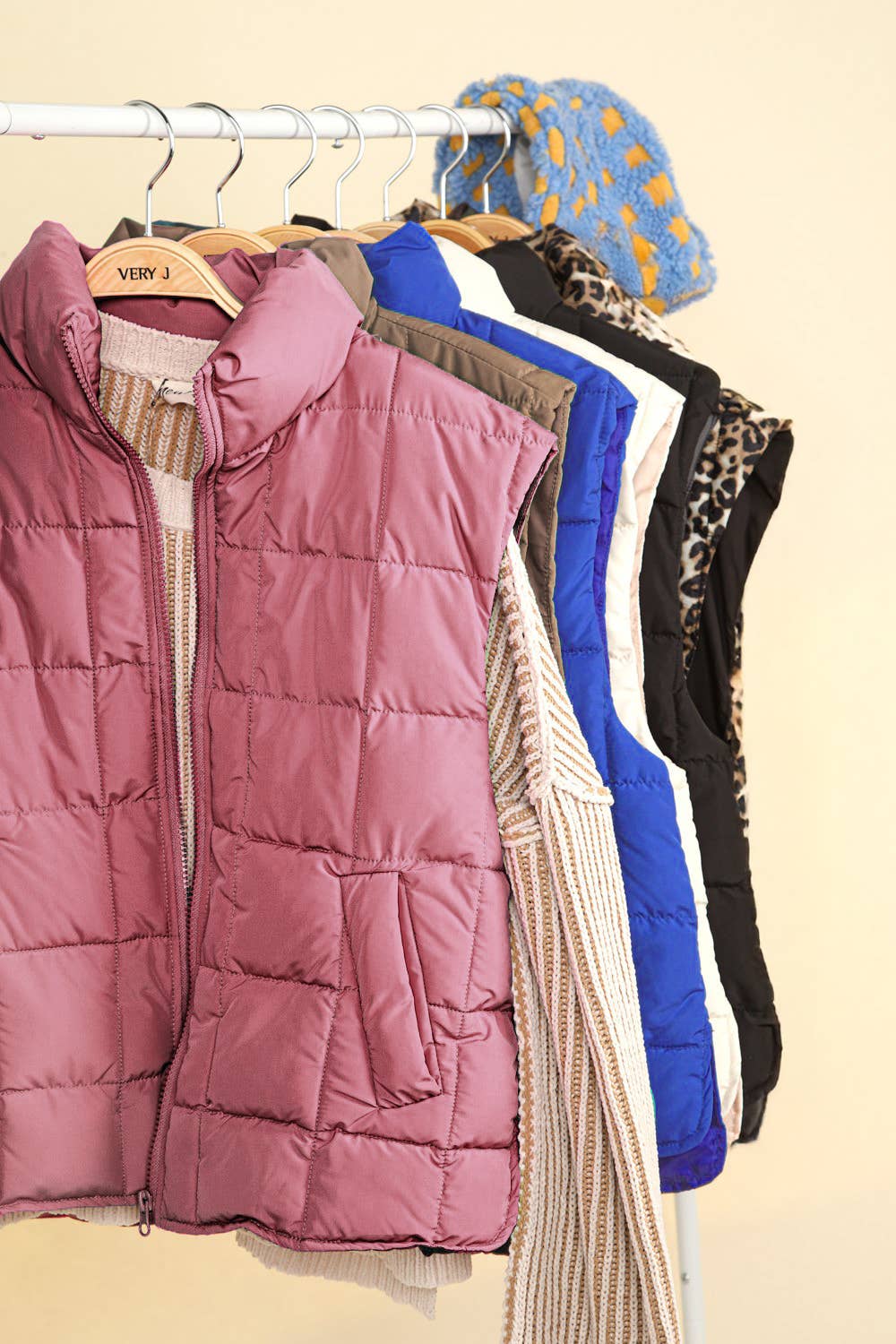 VERY J - Wholesale Outerwear Vest - Women's - NJ90282-Solid & Leopard Puffer Padded Warm Vest10