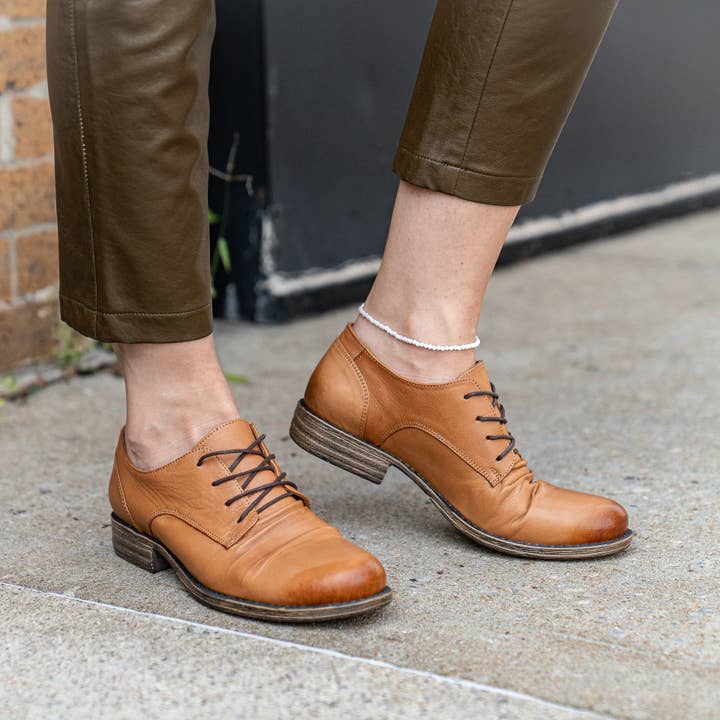 Kathleen - Tan for wholesale by DNA Footwear