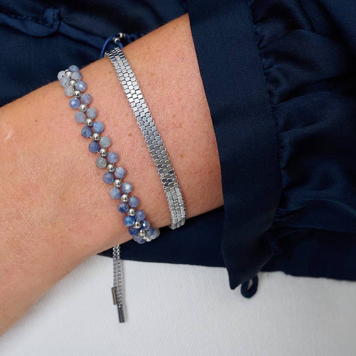 Samay blå aventurin- och silverstapelbara armband för wholesale av Boho Betty