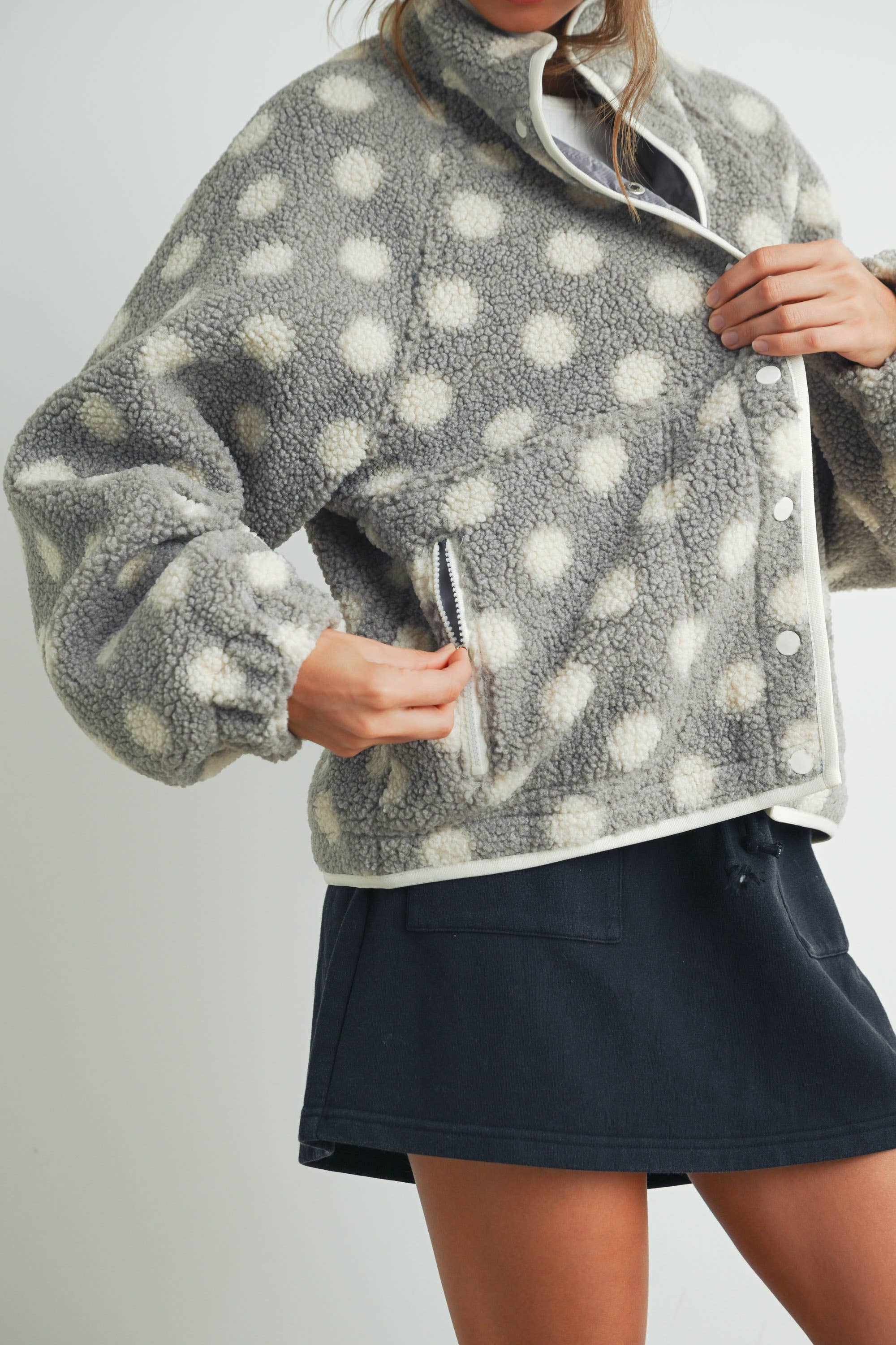 BUTTERMELON - Wholesale Jacket - Women's - Fall/Winter Polka Dot Button Down Jacket - BMJ74201