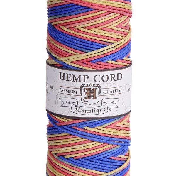 Hemptique – Großhandel Bastelzubehör – #20 Hanf-Cord-Spulen Bunt