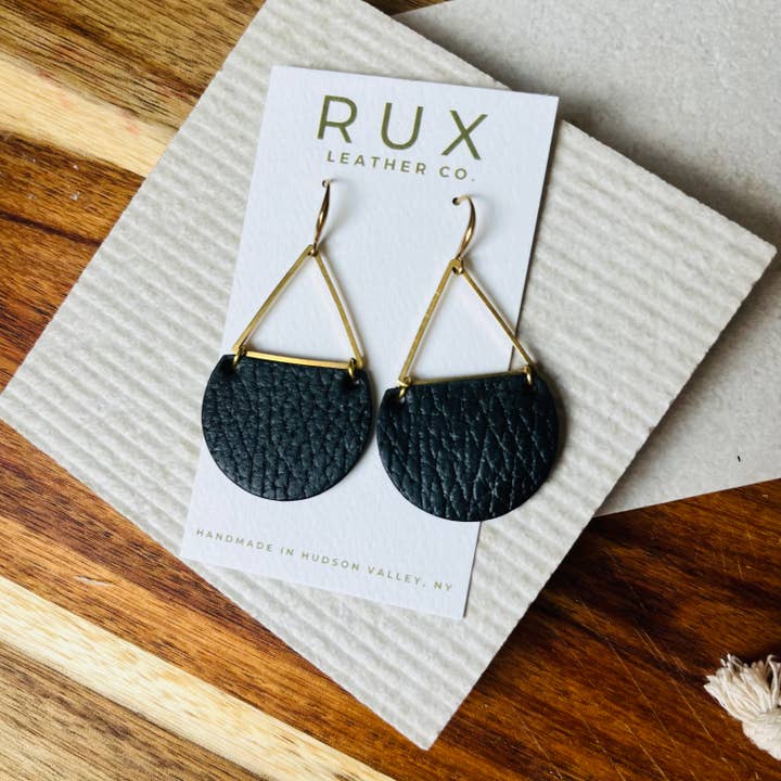 Handgefertigte Ohrringe aus Leder, Schwarz, Desert Moon für den Großhandel von Rux Leather