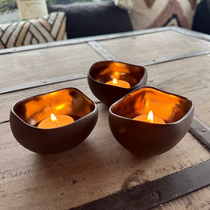 Irregular ceramic candle holders - Set of 3 pieces BRASS for wholesale by Anoq