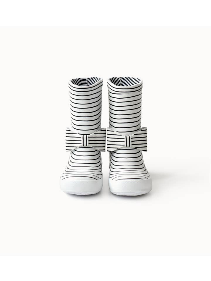 BOXBO - Wholesale Rain Boots - Kids - Bowtie Adorned Black and White Stripe Rain Boots for Kids