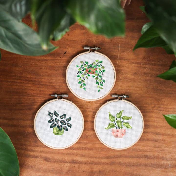 Craft Club - Wholesale Embroidery/cross-stitch supplies - POT PLANT MINIS - Cross Stitch Kit10