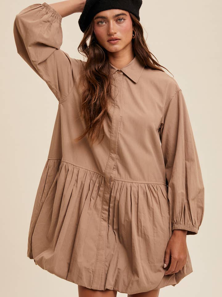 Robe-chemise en coton à ourlet bouffant pour la vente par Listicle