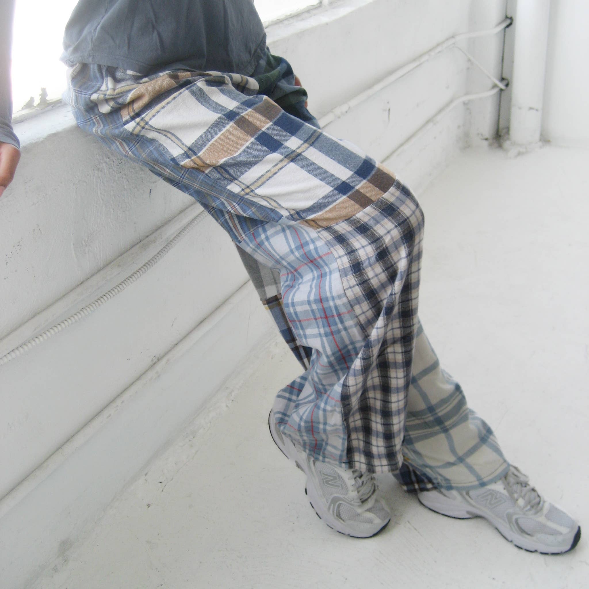 American Recycled Clothing - Wholesale Pants – Women's - Flannel Pants Bundle