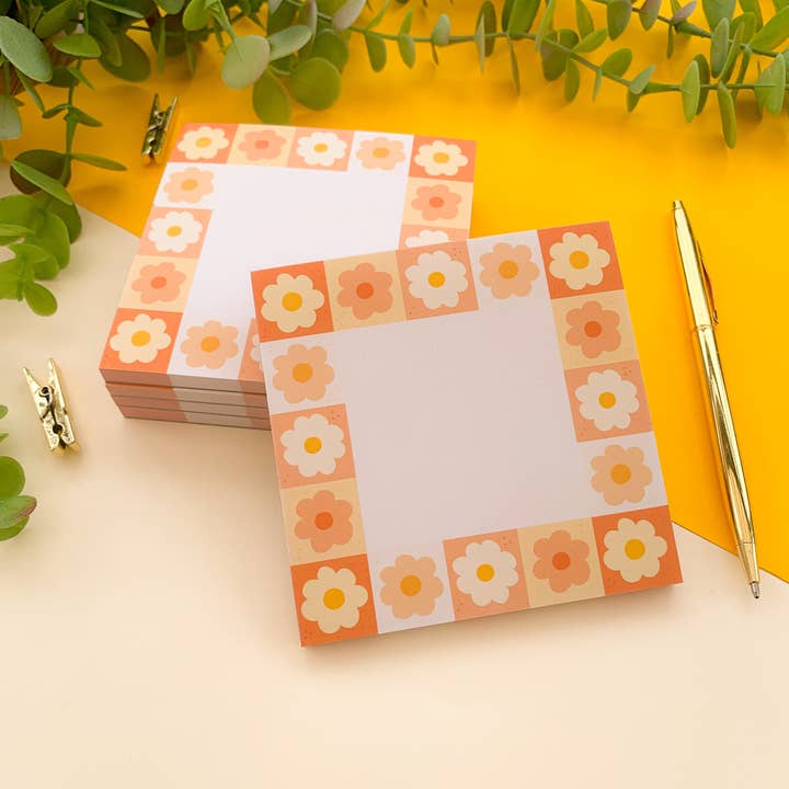 Pink Daisy - Bloc-notes pour la vente par Laurel Mae Art