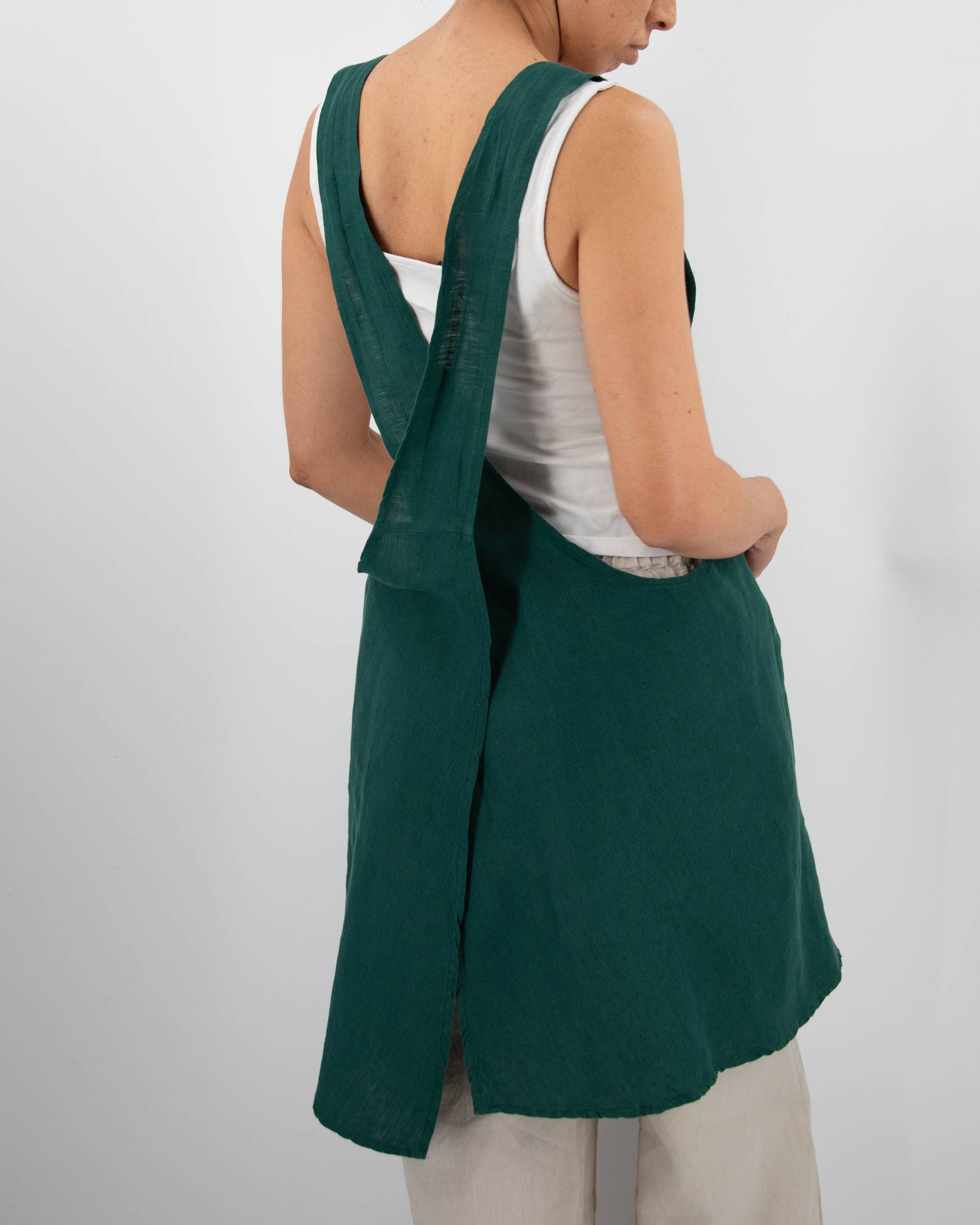 Sunday Morning - Wholesale Apron - Nishi Cross-Back Japanese Style Linen Apron7