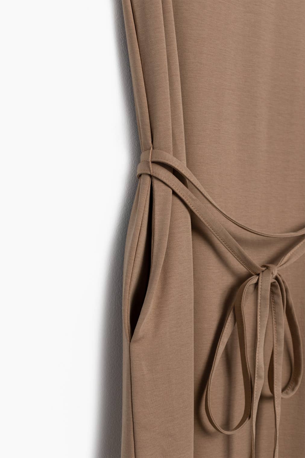 MOD REF - Wholesale Dress - Women's - The Ashlyn Dress12