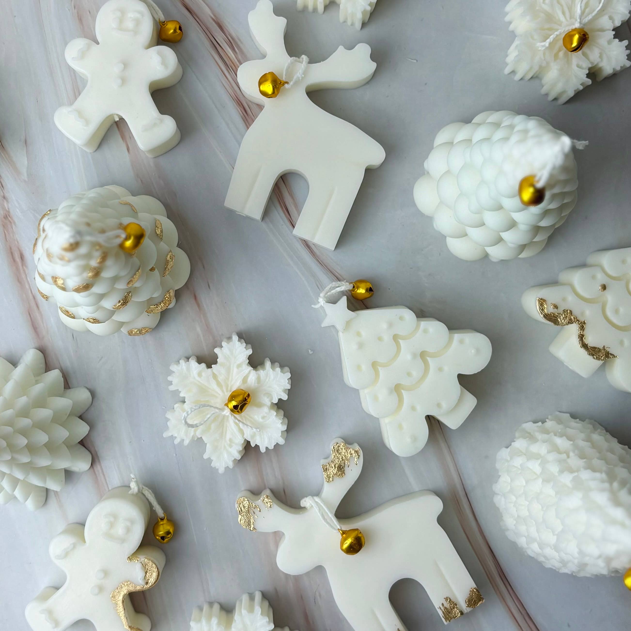 SOULCandle – wholesale Novelty candle – Gold Christmas collection 7