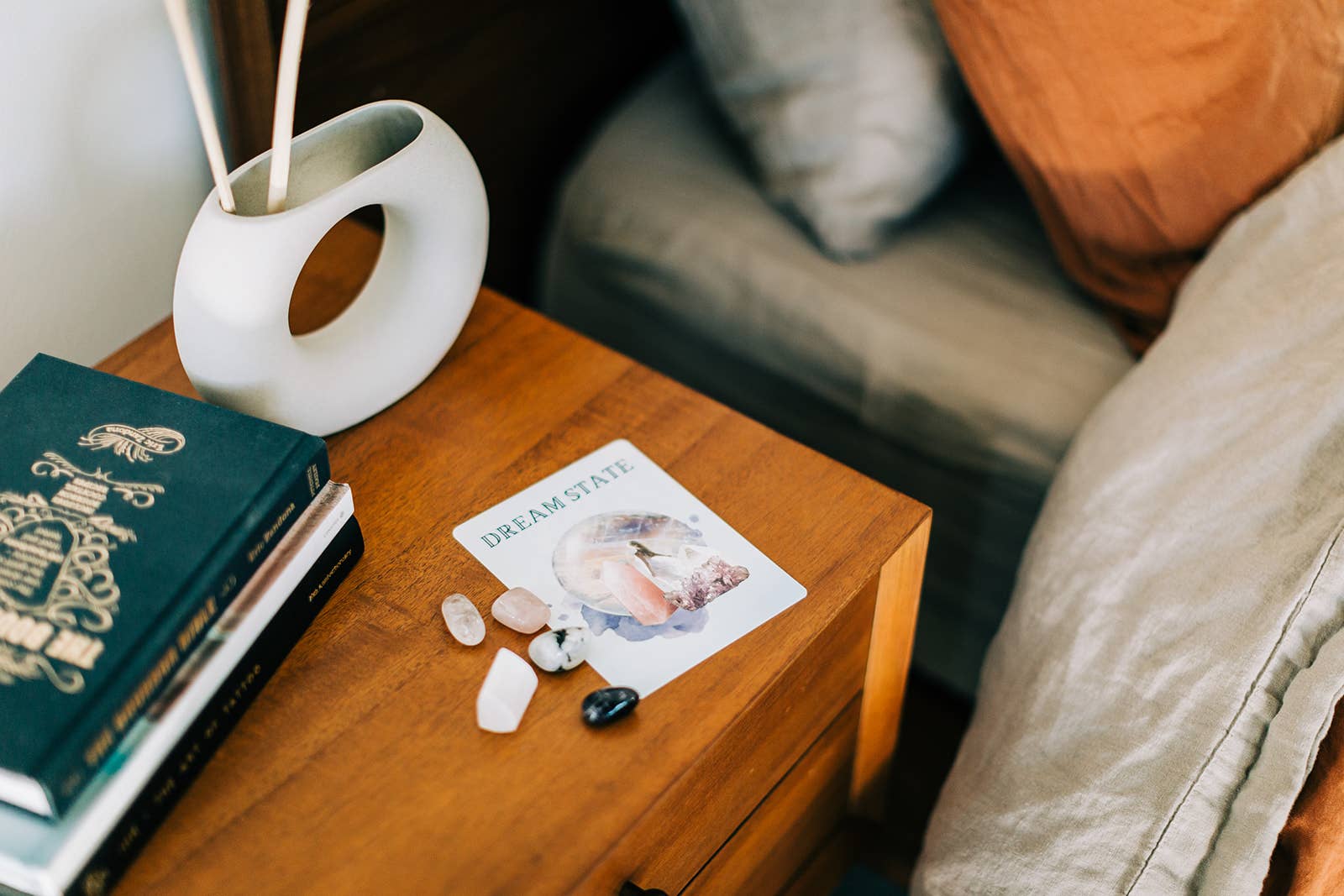 Lisa Fernandes – wholesale Tarot cards – Oracle Card Singles | Themed Spiritual Altar Collectables9