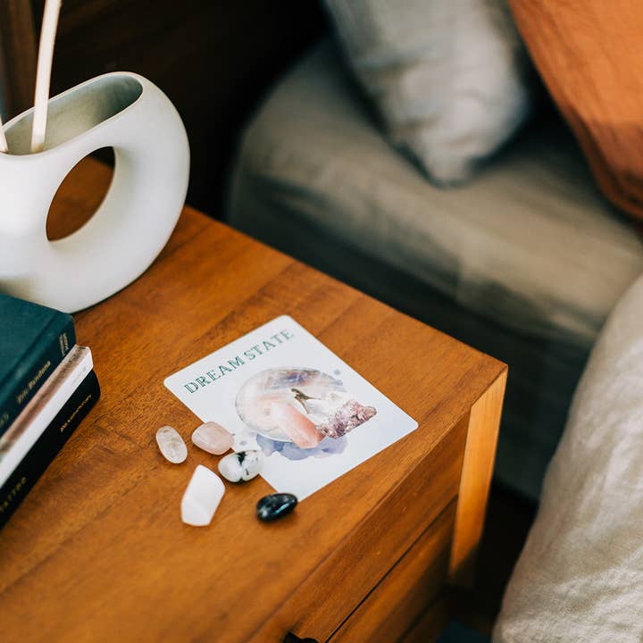 Lisa Fernandes – wholesale Tarot cards – Oracle Card Singles | Themed Spiritual Altar Collectables9