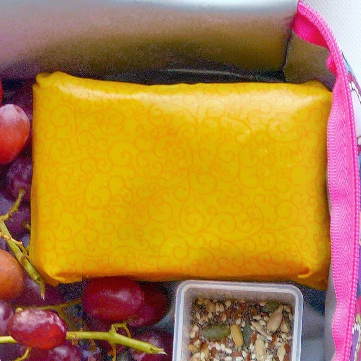 Beeswax wrap - Small (25x25cm) for wholesale by Little Bumble Pty Ltd