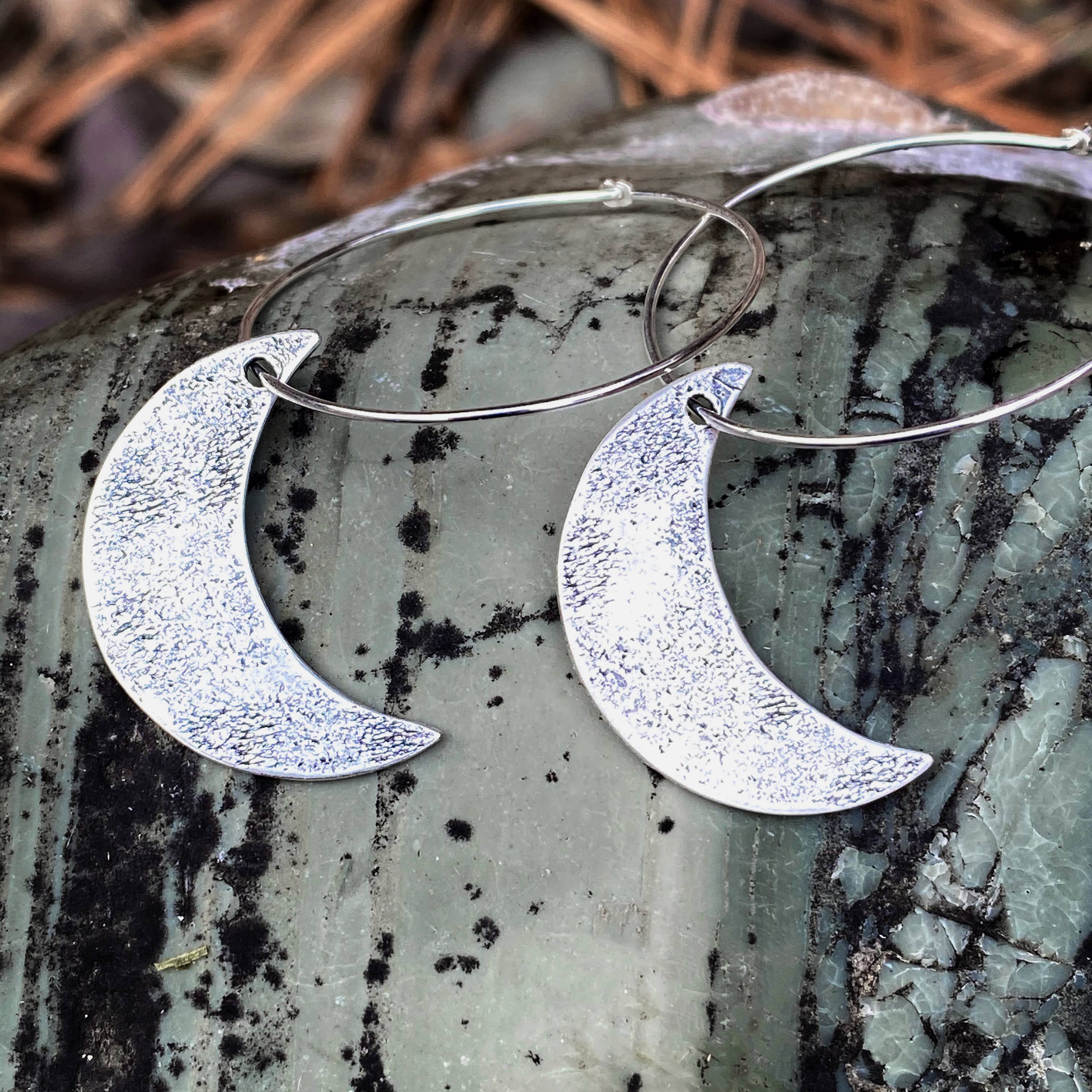 Daphne Lorna - Wholesale Dangle Earrings - Crescent Moon Hoop Earrings7