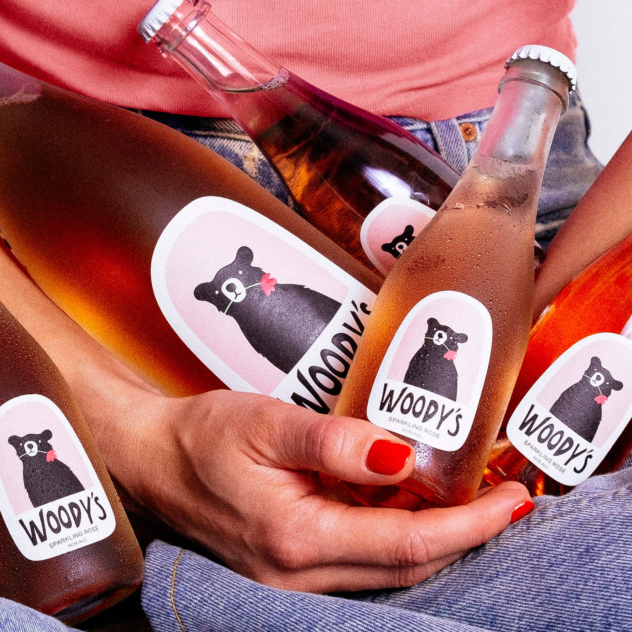 Woody's - Wholesale Non-Alcoholic Spirits/Wine/Beer - Mini Woody's Non-Alcoholic Sparkling Rosé (187ml)2