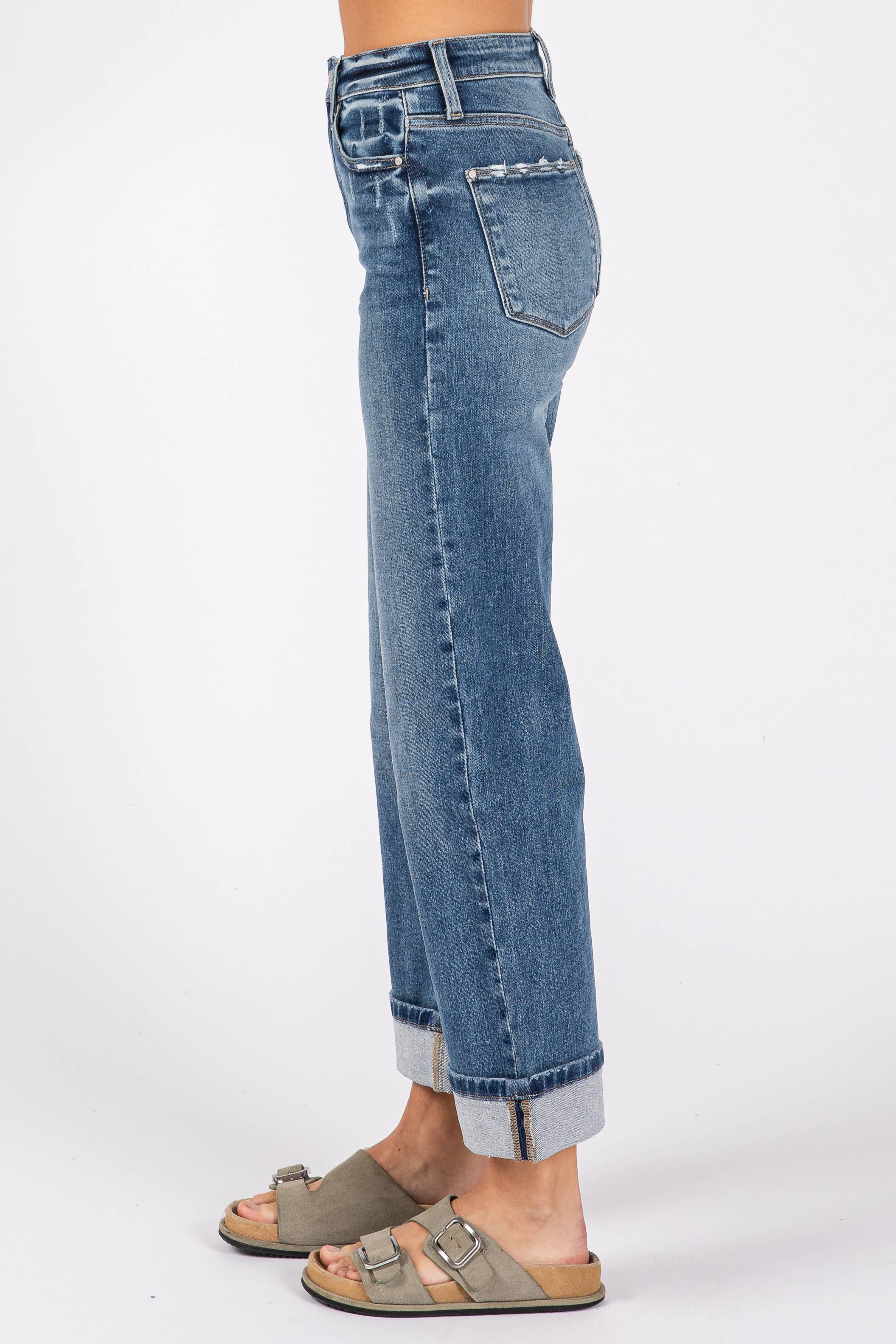 Petra153 – Großhandel Jeans – Damen – P1272T-MD HOHER BUND, ELASTISCH, GERADE, MIT BÜNDCHEN AM SAUM9