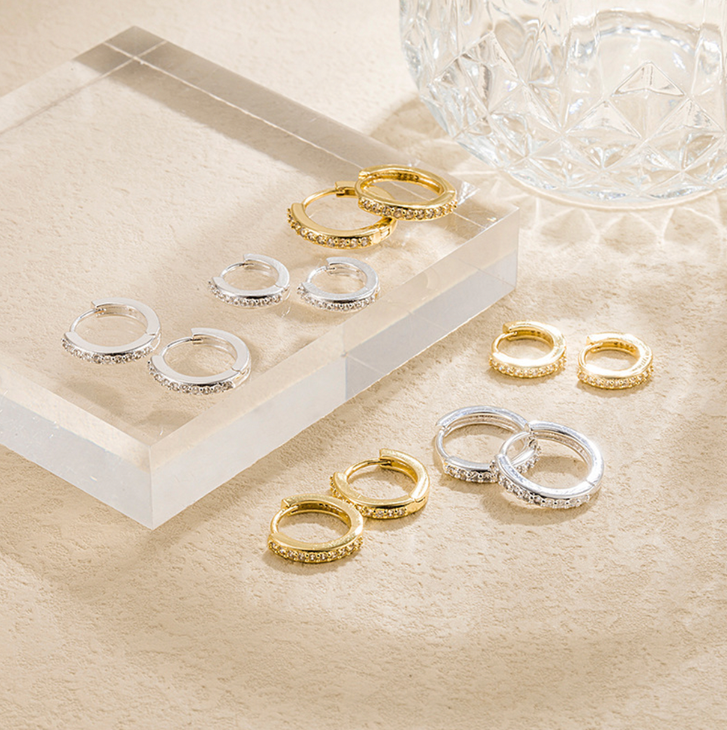 Melange Blanc - Wholesale Huggie Earrings - E172 paved dainty huggie hoop earrings2