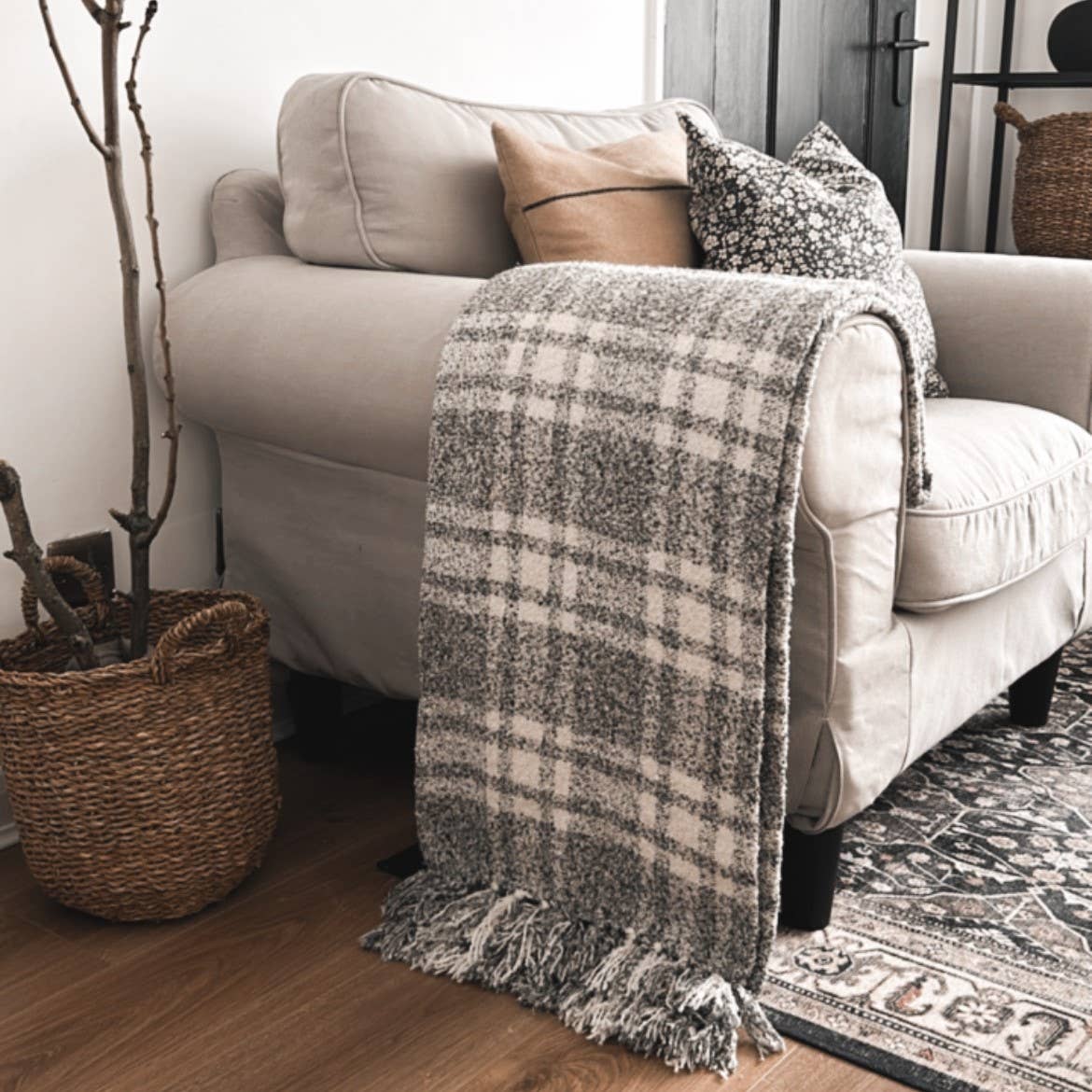 Allure Bath Fashions - Wholesale Throw Blanket - Darwin Chenille Checked Tartan Throw Blanket - 100% Recycled6