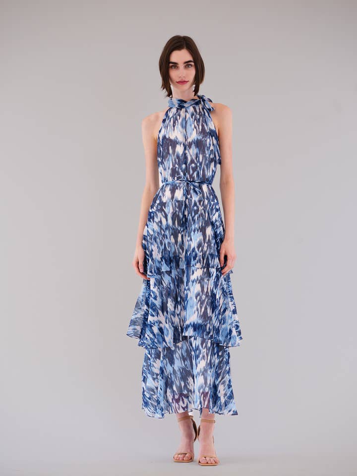 Langes dreistufiges Kleid mit Bindekragen für den Großhandel von Julia Jordan