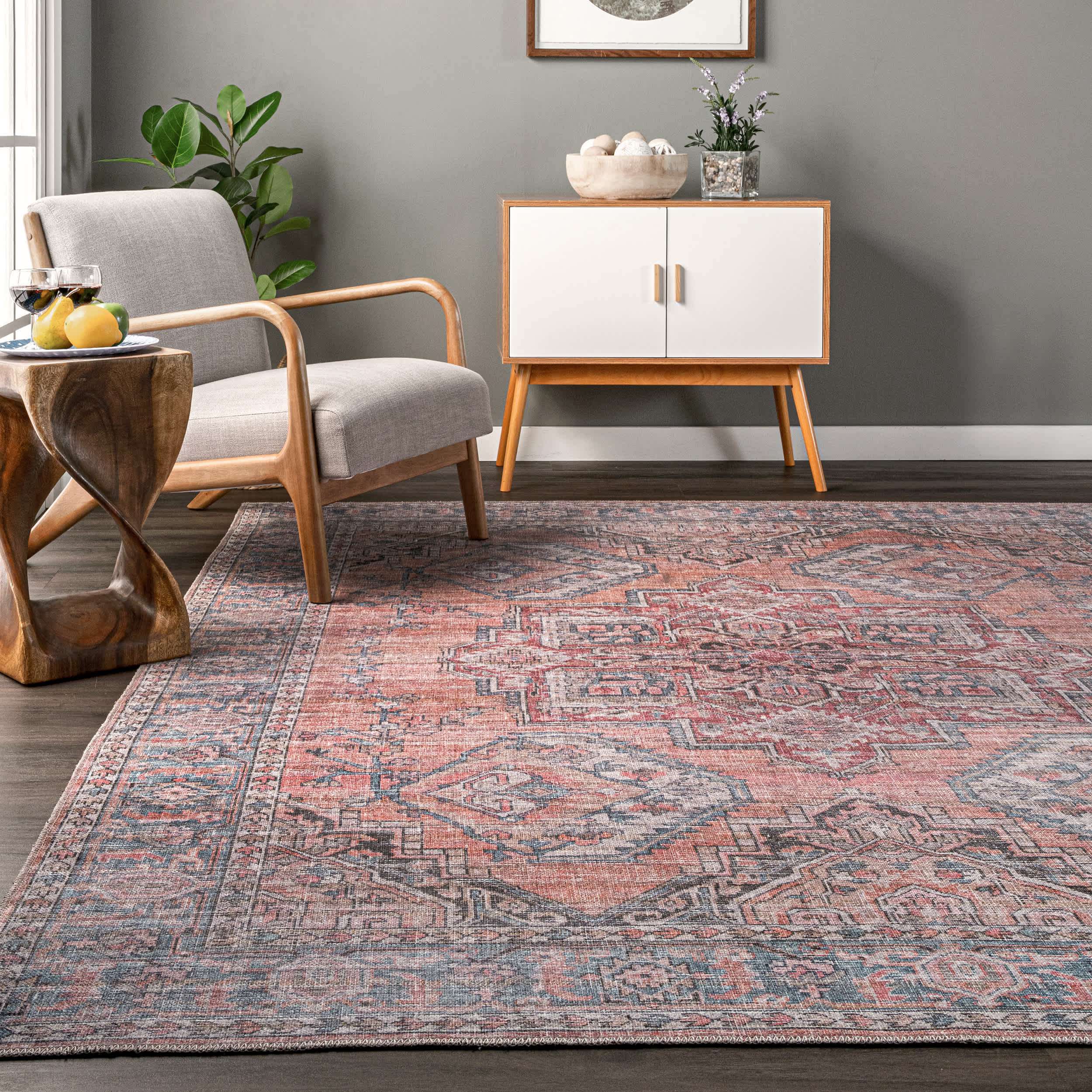 Gray Maple Machine Washable Floral Medallion Area Rug for wholesale on Faire6