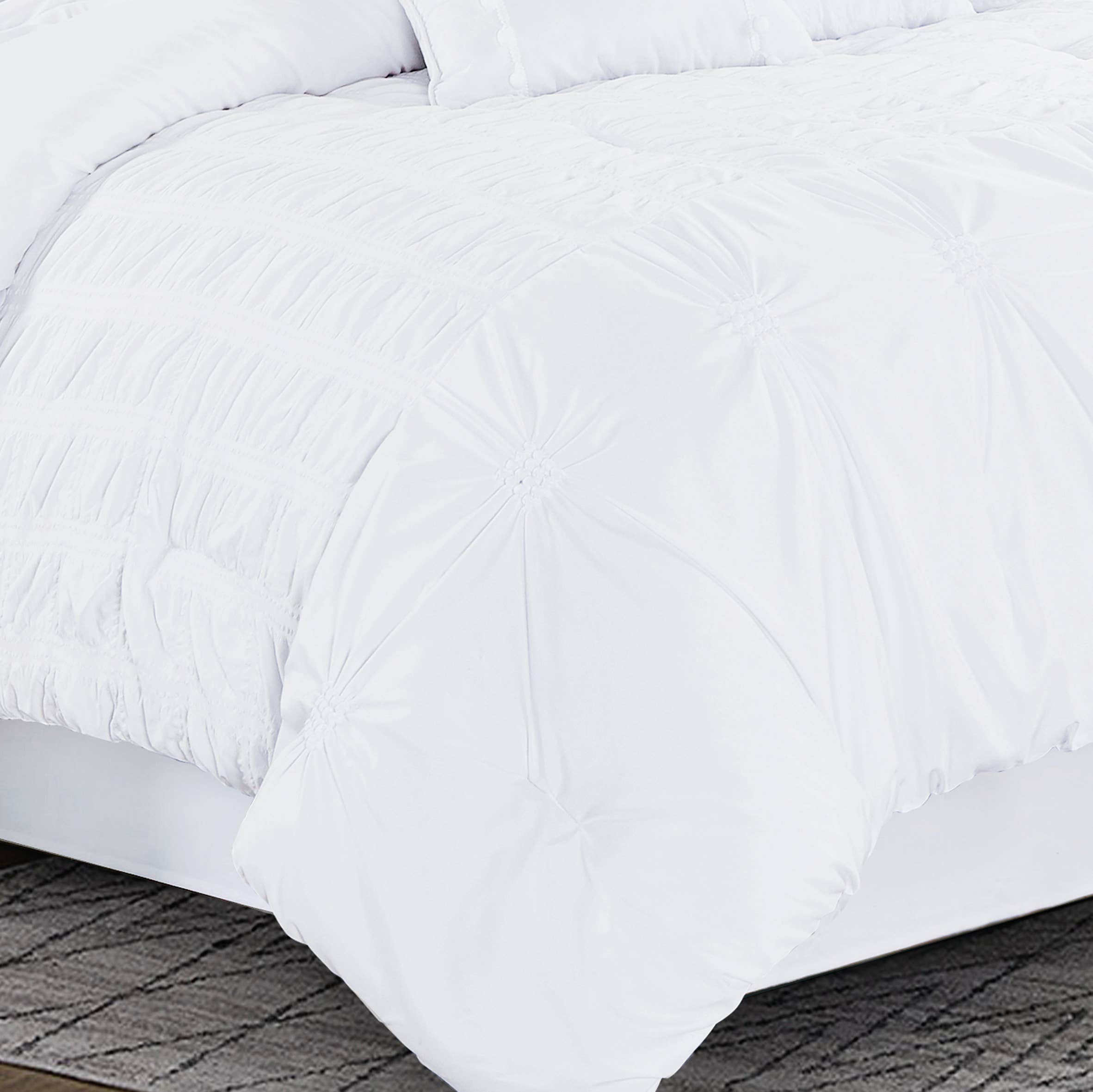 JML - Wholesale Bedding Set - 7 Pieces Comforter Set Bed in A Bag (White)2