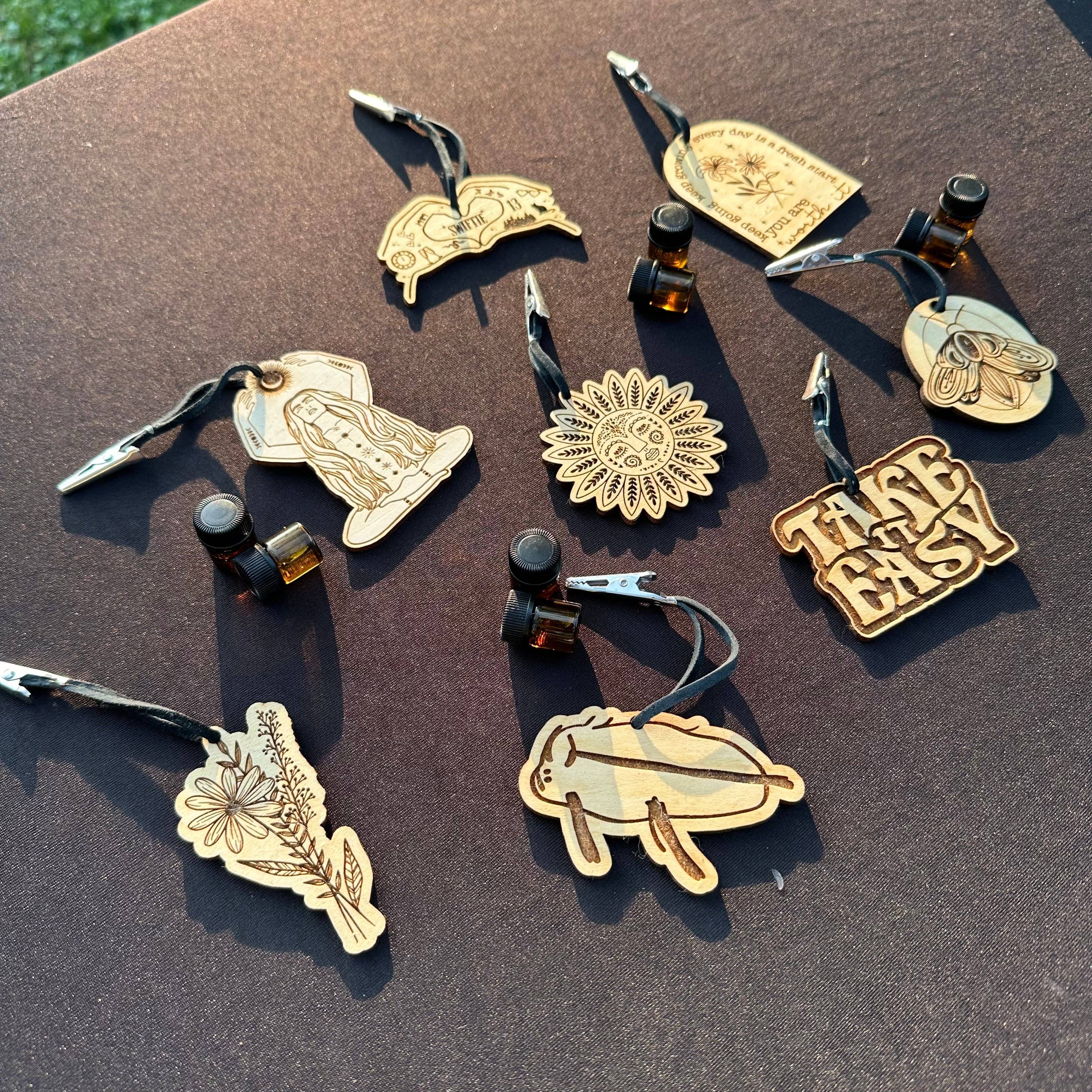 IreDesign Studio - Wholesale Car Decorative Charm - Women's - Bouquet Diffuser1