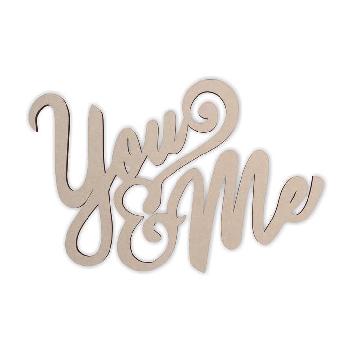 Targa in legno con scritta «You And Me», intaglio, decorazione per la casa per la vendita all'ingrosso da parte di Jess and Jessica