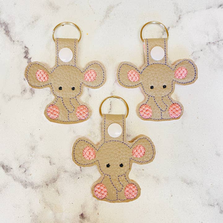 Keyring/Keychain - Elephant for wholesale by Every Cloud