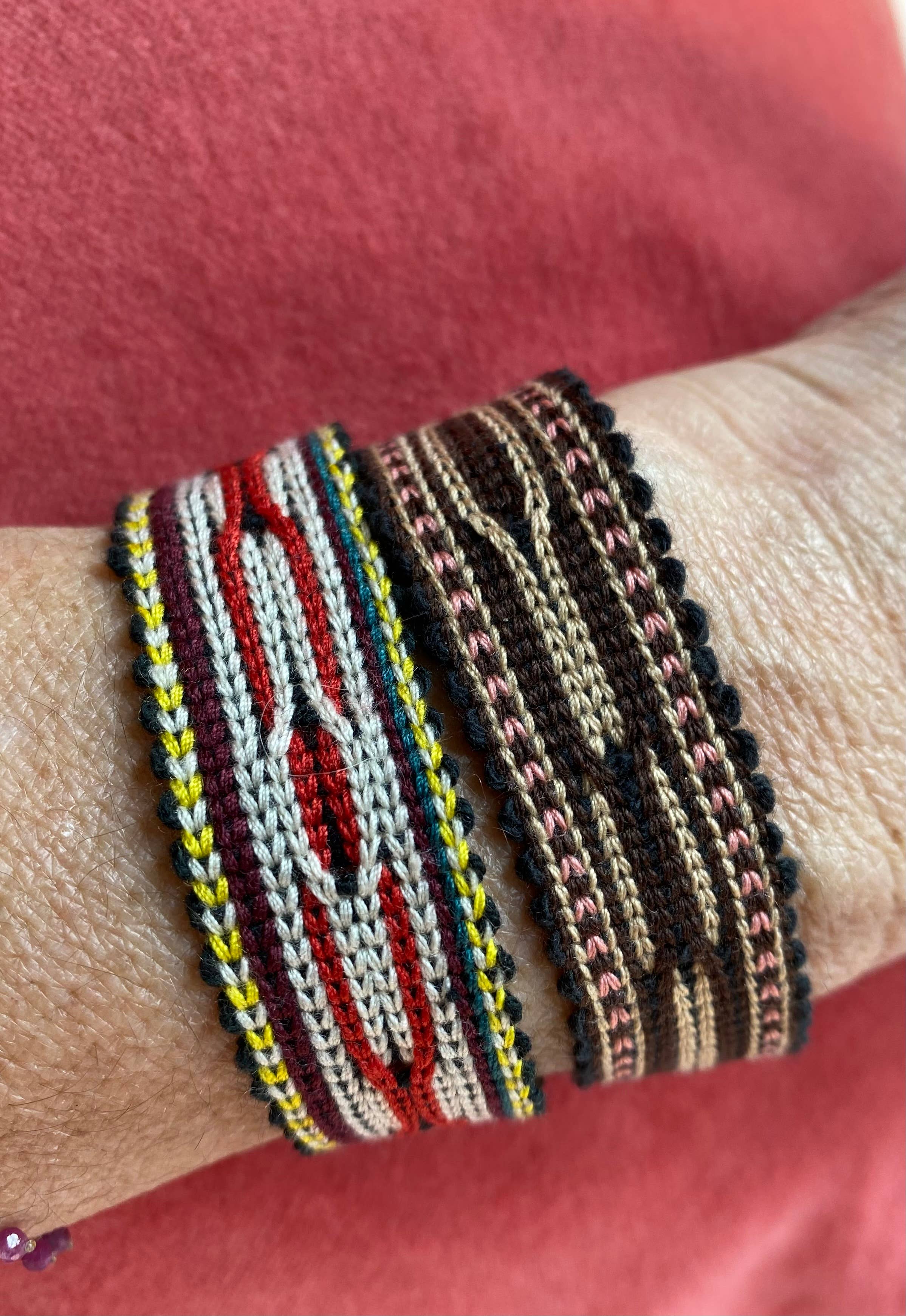 Tezeè – Großhandel Gewebtes/geflochtenes Armband – Ikat-Stoffarmband aus Uzbekistan1