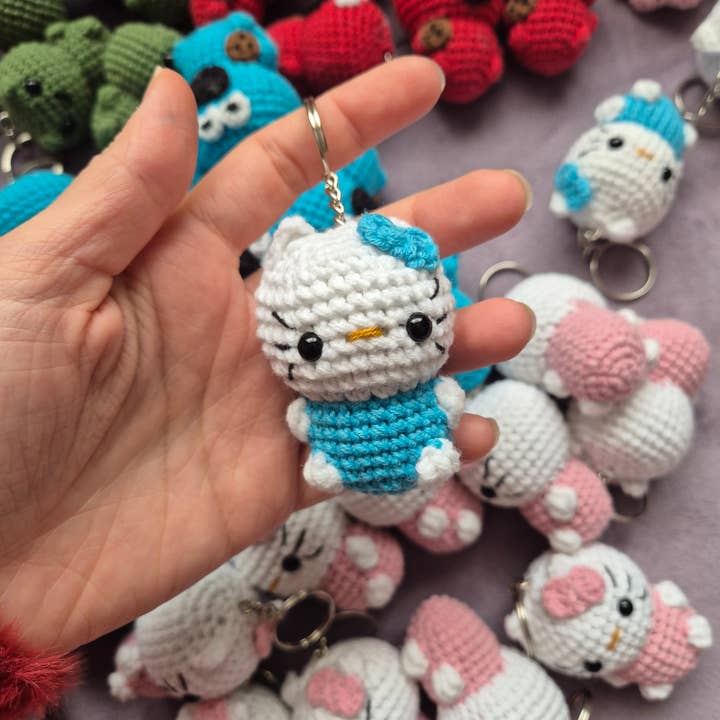 despinacrafting – Porta-chaves - Unissexo por atacado – Chaveiro Amigurumi de Crochê em tamanho de dedo, Brinquedo de Pelúcia16